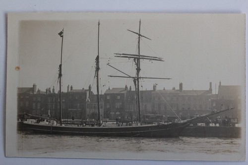 Old postcard boat maagen - boat,
